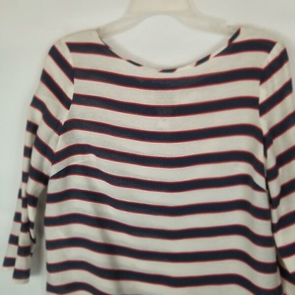 Cute boxy, red white blue top w/tie in back. Sz XS - Picture 4 of 10